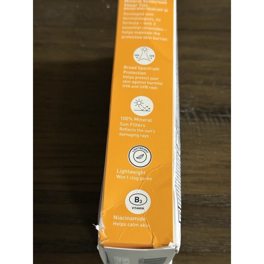 CeraVe Hydrating Mineral Sunscreen SPF 30 Face Sheer Tint - 1.7 FL OZ [EXP:1/28] - Picture 5 of 6